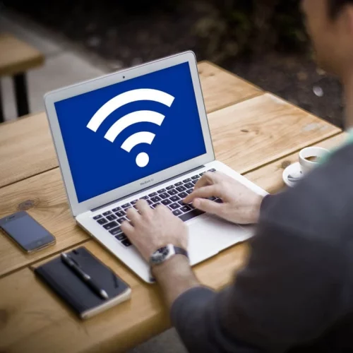 redes y comunicaciones wifi en colegios