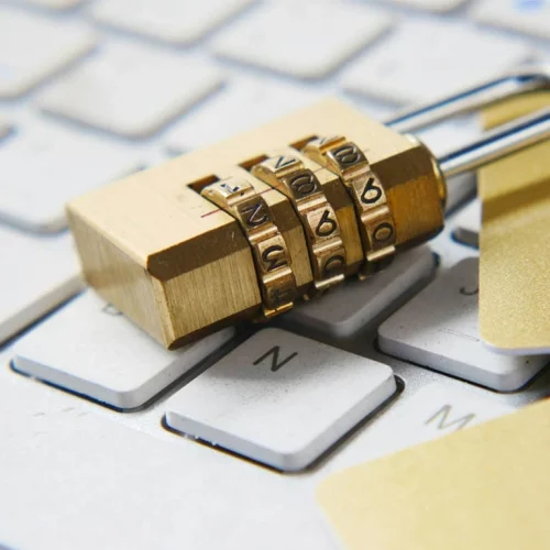seguridad informática en colegios